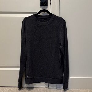 Vuori Dark Heather Gray Long Sleeve Shirt